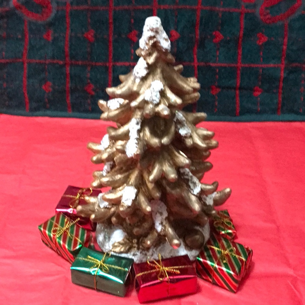 Christmas Tree Gold Resin Tabletop Decor